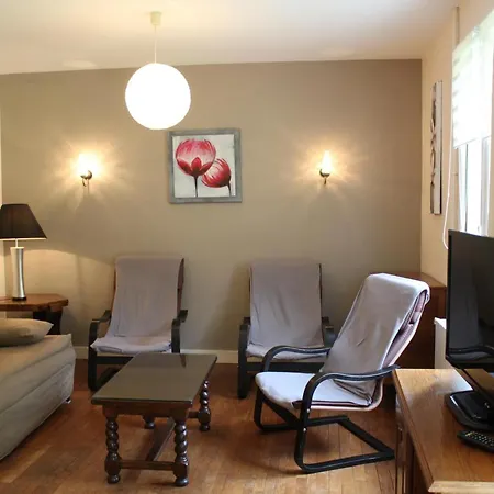 Сasa de vacaciones Maison Restauree Avec Jardin, Proche De Perigueux, 2 Chambres, Wifi, A 16 Km De Brantome - Fr-1-616-69 Chancelade